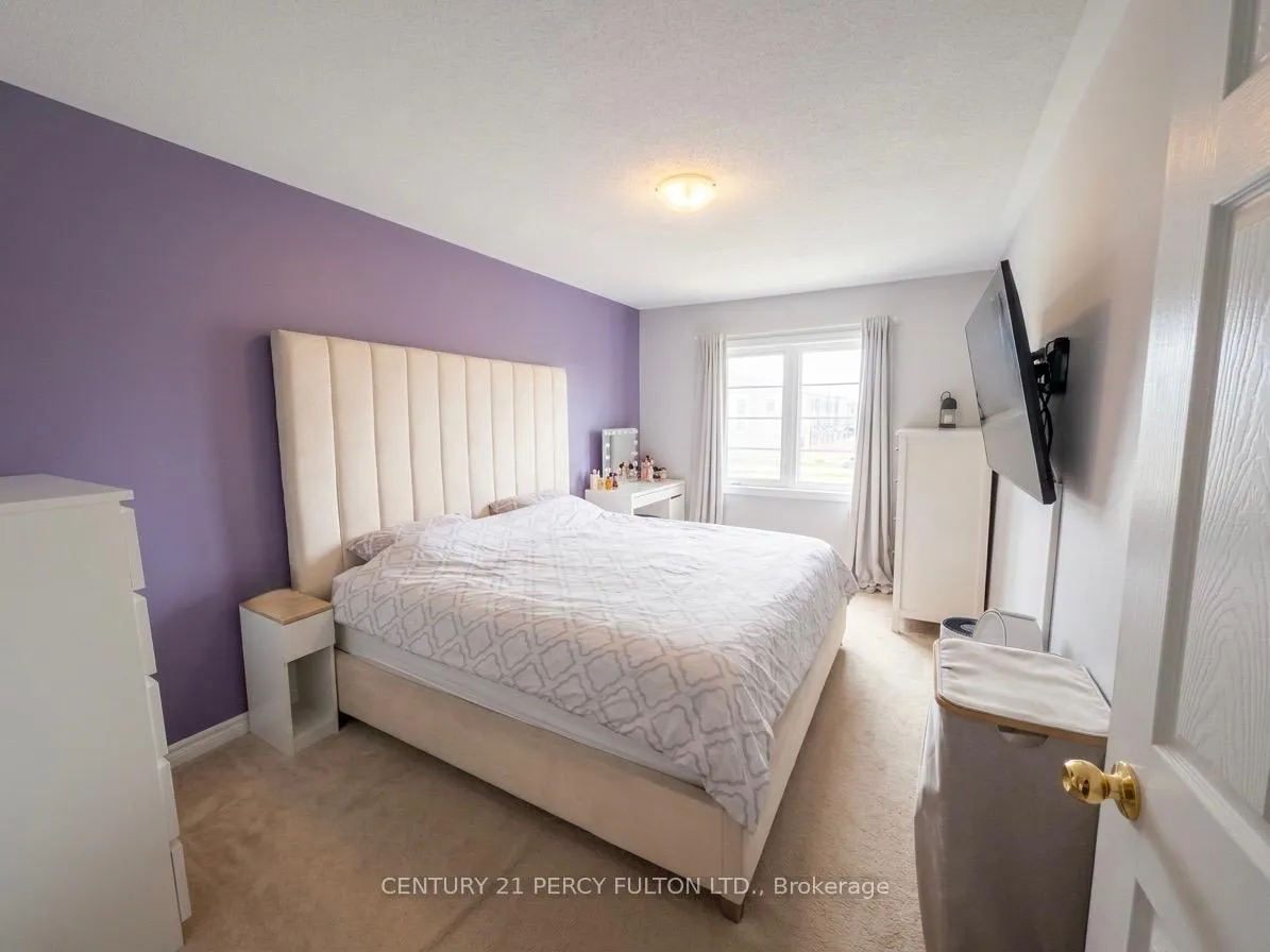 Photo 8 of 49 Stonewood Street, Ajax, South West — HOMEH