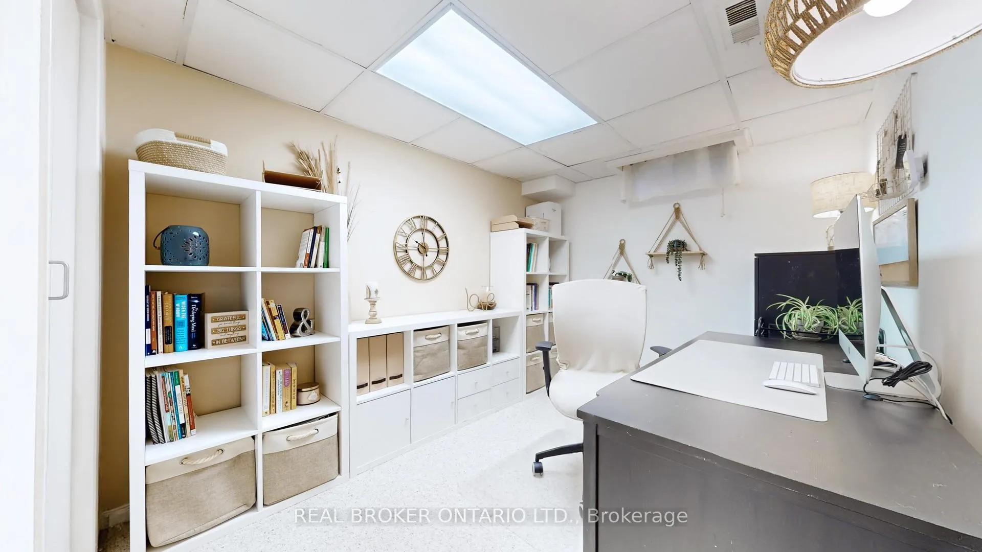 Photo 19 of 12 Woodglen Way, Markham, Unionville — HOMEH