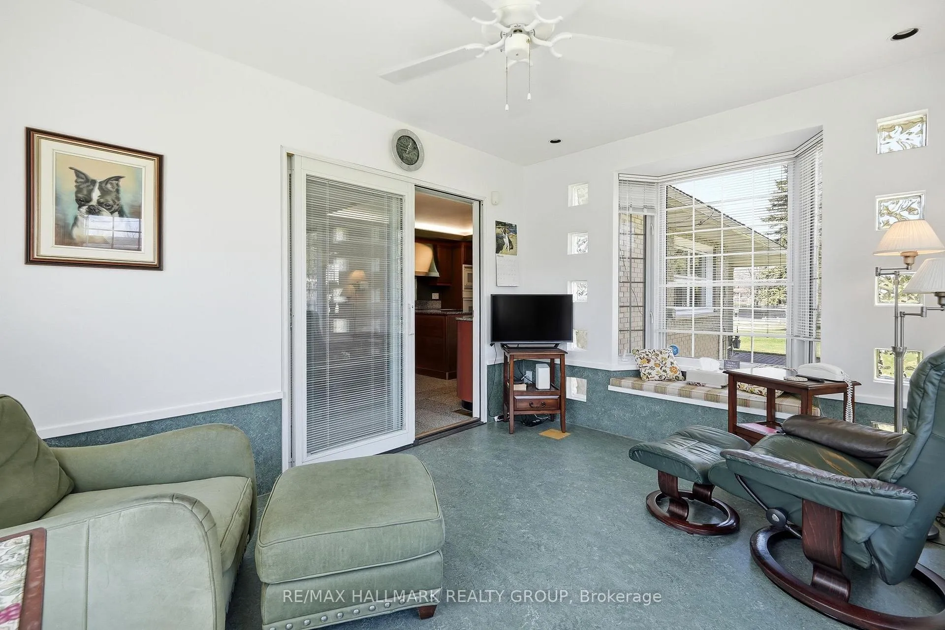 Photo 19 of 68 Corkstown Road, Ottawa, Lakeview Park — HOMEH