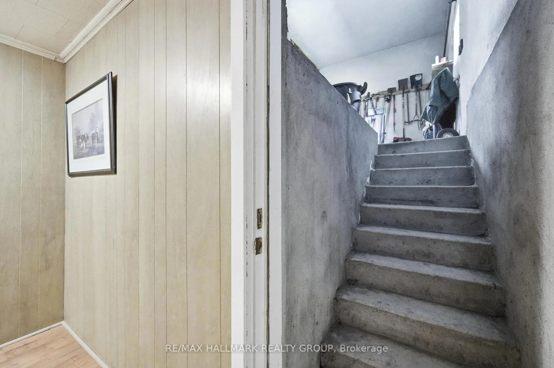 Photo 32 of 68 Corkstown Road, Ottawa, Lakeview Park — HOMEH