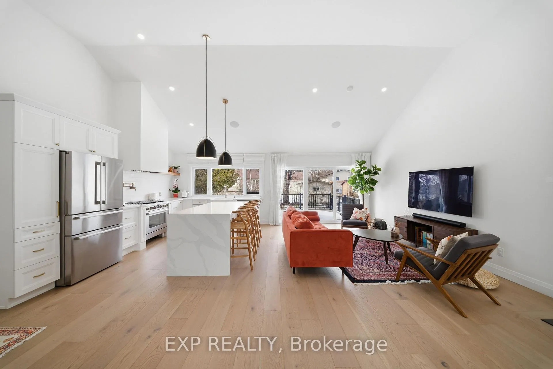 Photo 6 of 89 Norice Street, Ottawa, Meadowlands/Crestview — HOMEH