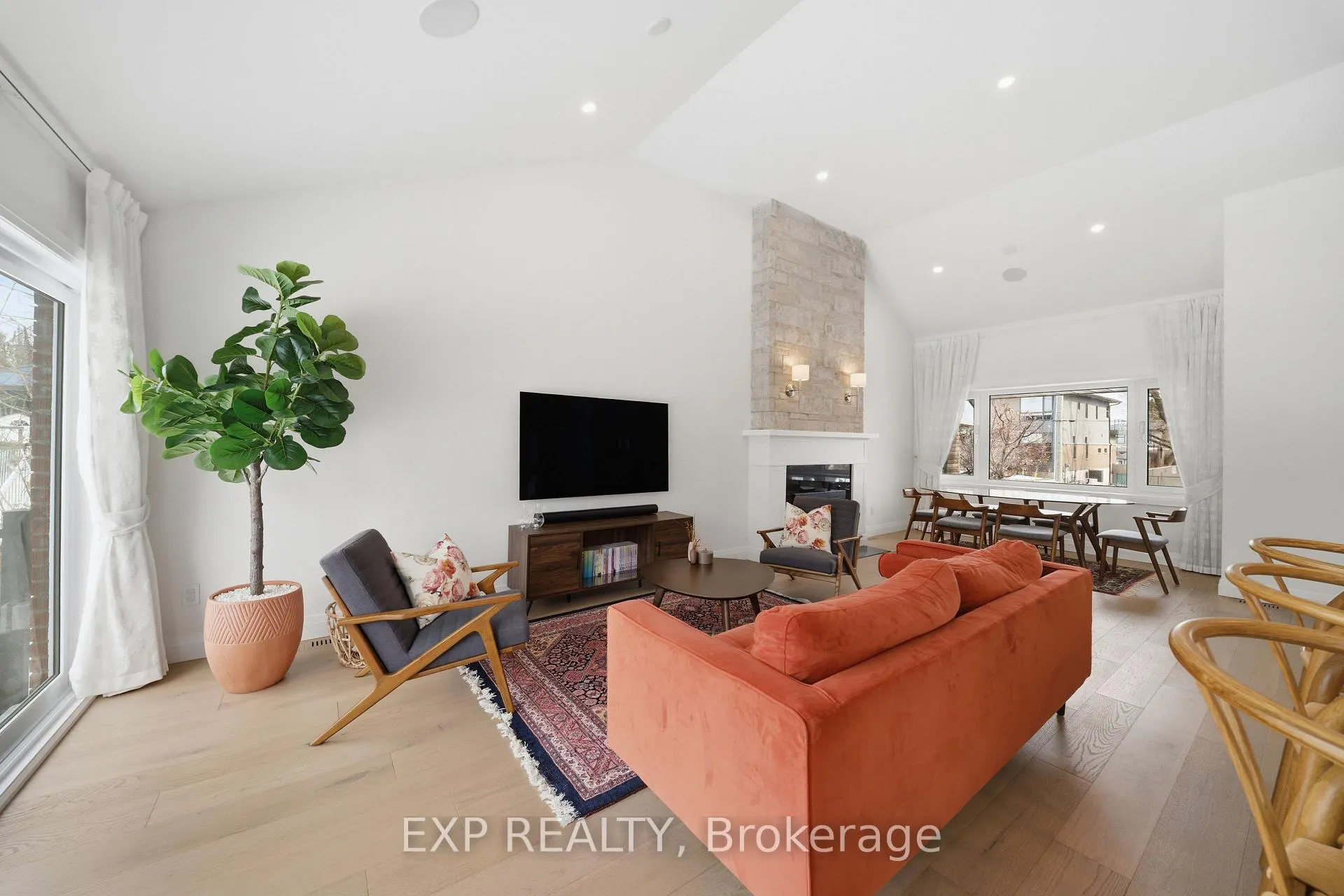 Photo 15 of 89 Norice Street, Ottawa, Meadowlands/Crestview — HOMEH