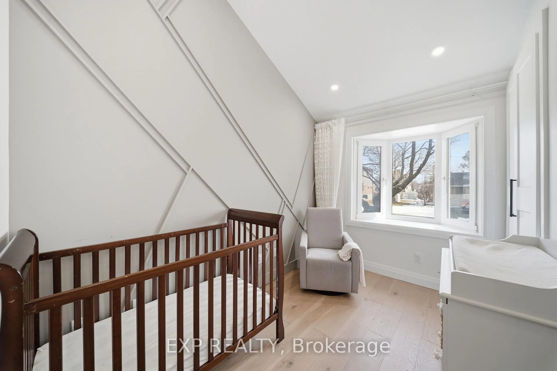Photo 20 of 89 Norice Street, Ottawa, Meadowlands/Crestview — HOMEH
