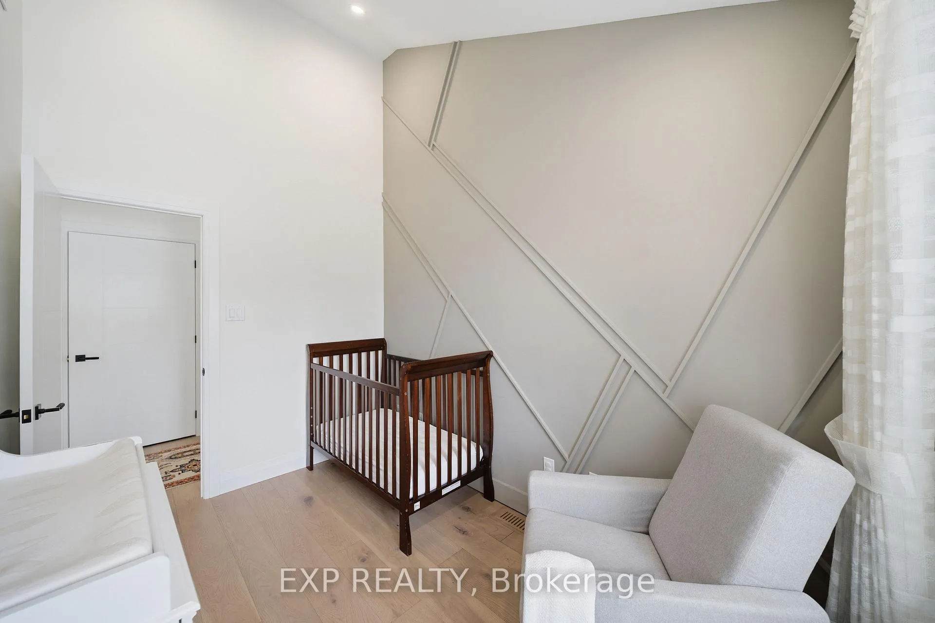 Photo 21 of 89 Norice Street, Ottawa, Meadowlands/Crestview — HOMEH