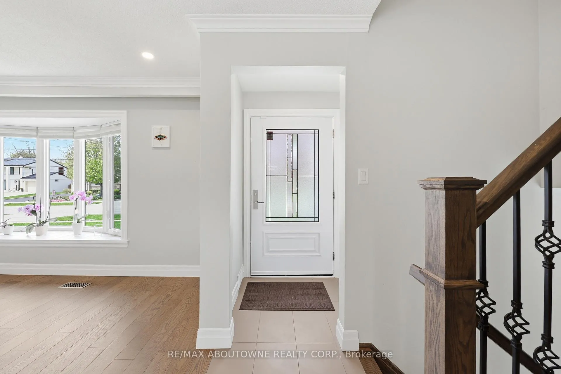 Photo 7 of 2122 Bridge Road, Oakville, West — HOMEH