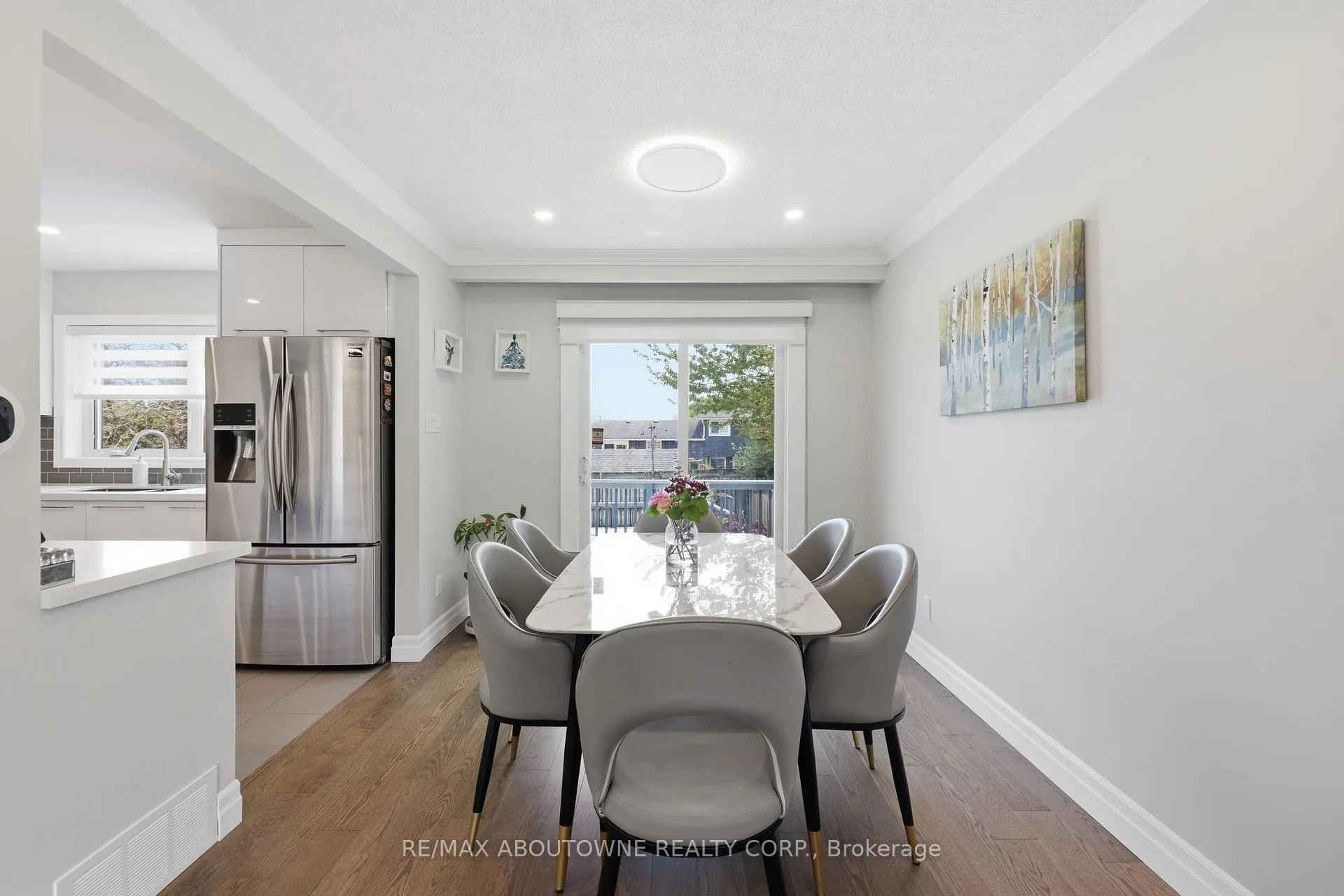 Photo 12 of 2122 Bridge Road, Oakville, West — HOMEH