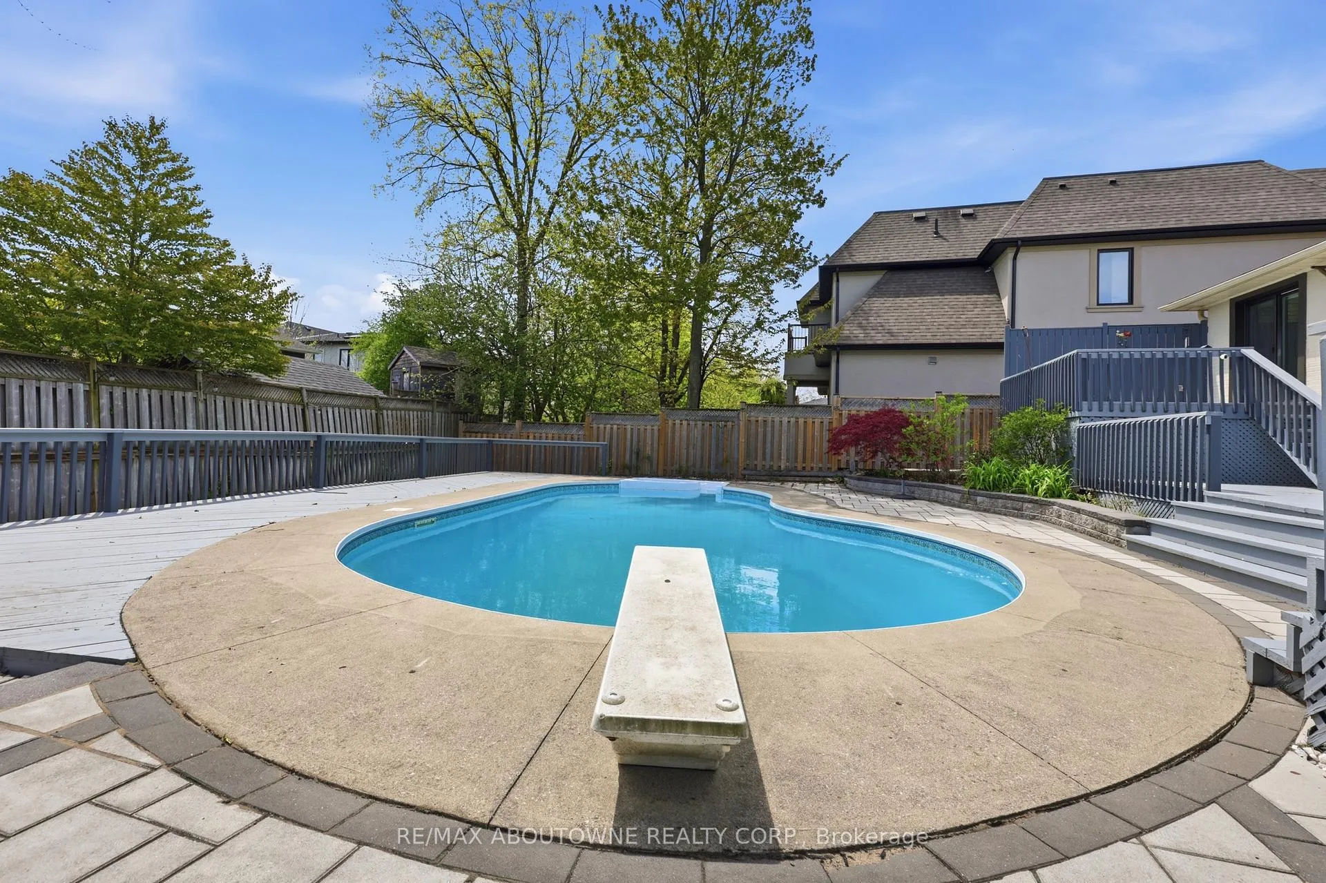 Photo 35 of 2122 Bridge Road, Oakville, West — HOMEH