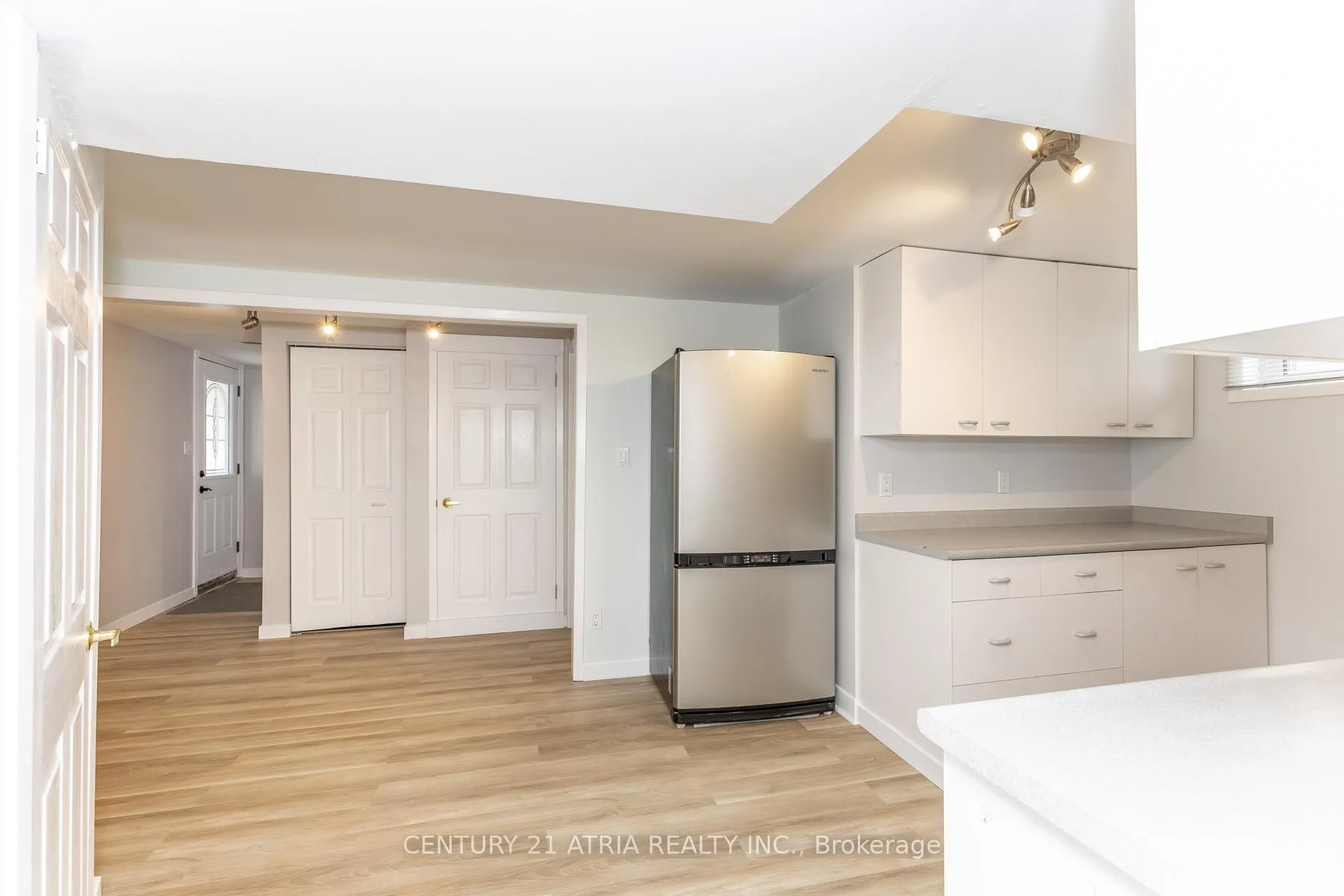 Photo 7 of Unit Bsmt, 805 Batory Avenue, Pickering, West Shore — HOMEH