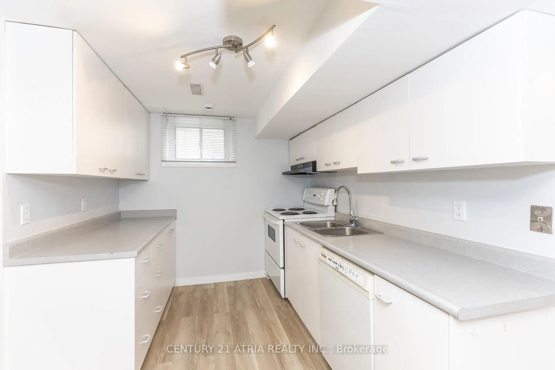 Photo 10 of Unit Bsmt, 805 Batory Avenue, Pickering, West Shore — HOMEH