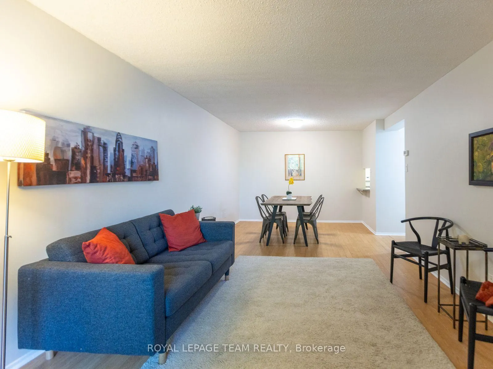 Photo 3 of Unit 404, 200 Bay Street, Ottawa, Ottawa Centre — HOMEH