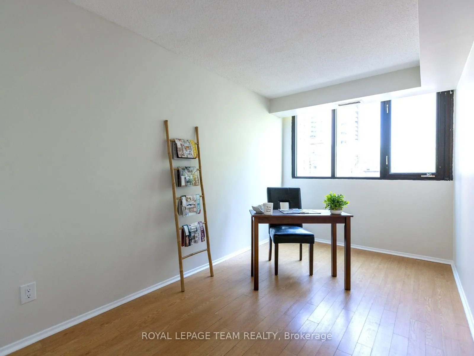 Photo 12 of Unit 404, 200 Bay Street, Ottawa, Ottawa Centre — HOMEH