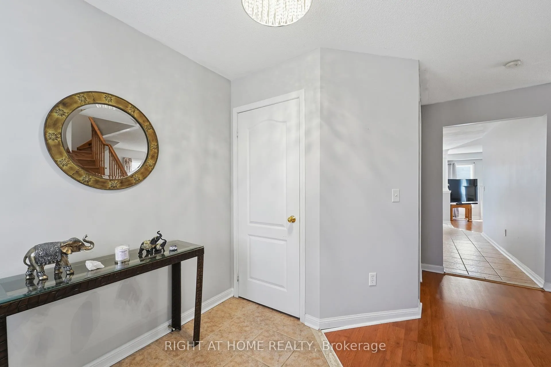 Photo 3 of 83 Headwater Road, Caledon, Bolton West — HOMEH