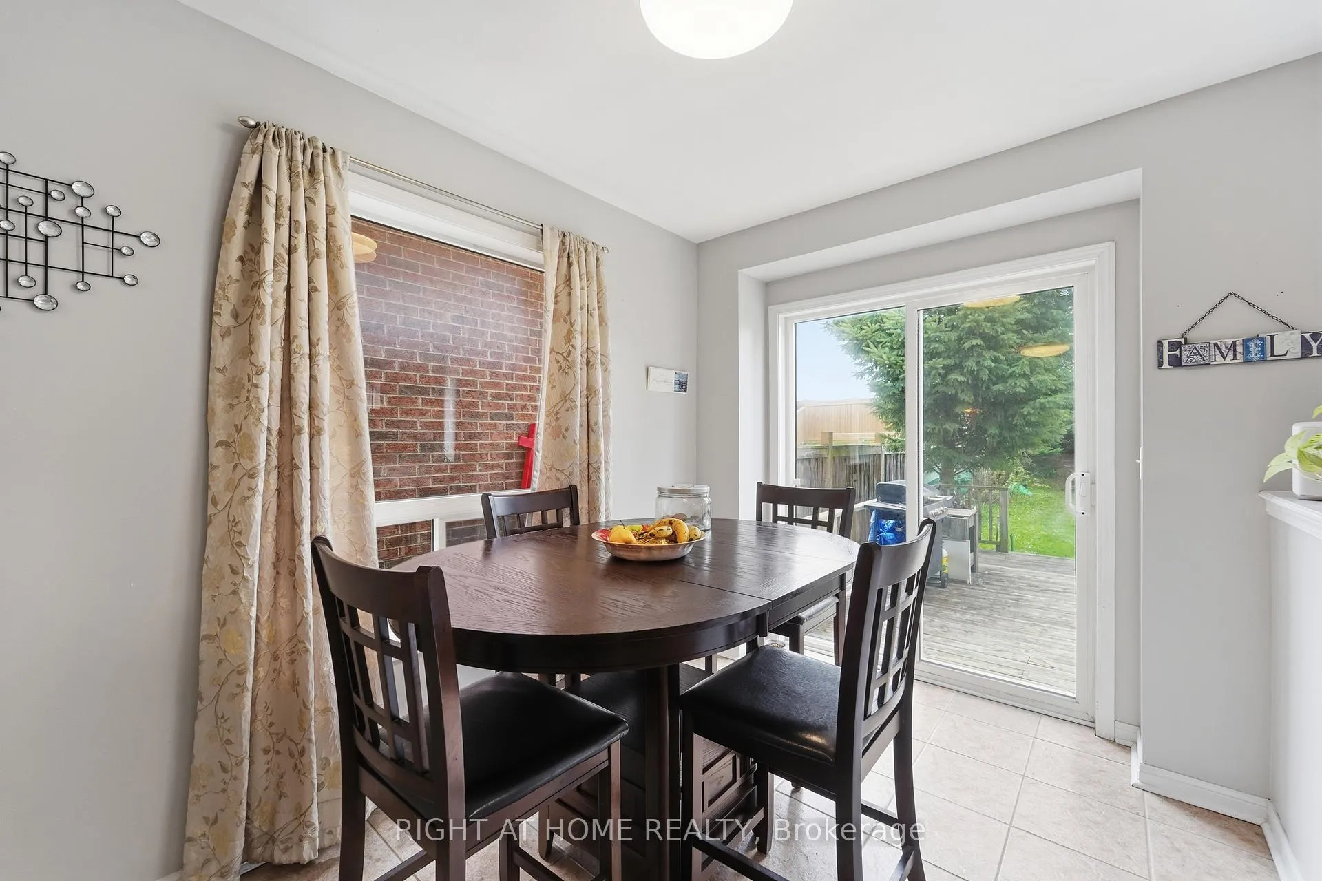 Photo 10 of 83 Headwater Road, Caledon, Bolton West — HOMEH