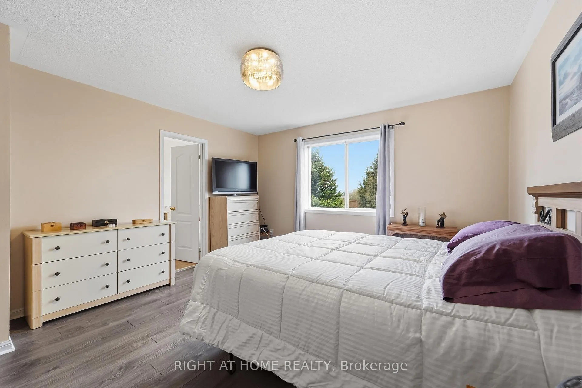 Photo 18 of 83 Headwater Road, Caledon, Bolton West — HOMEH