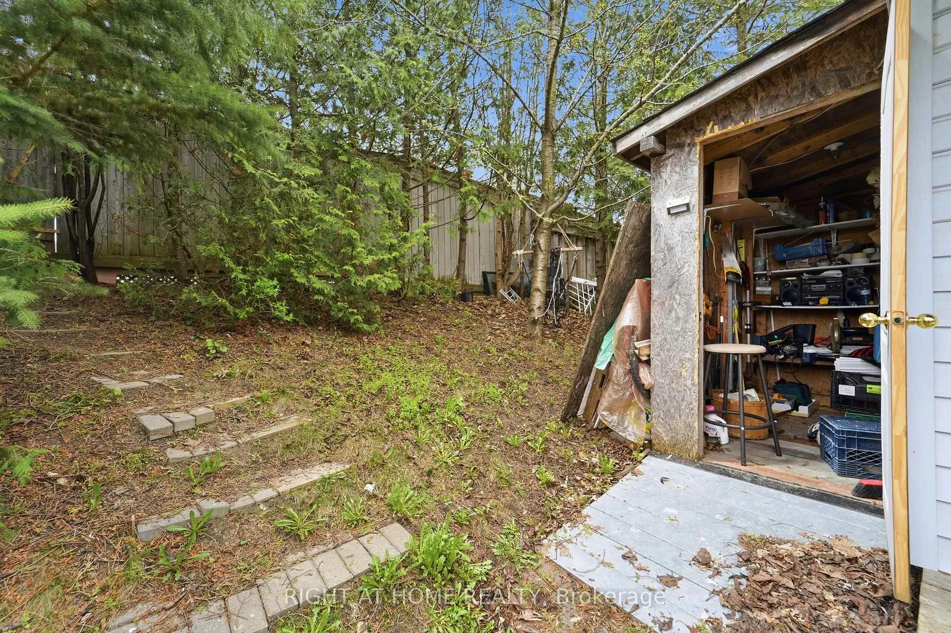 Photo 34 of 83 Headwater Road, Caledon, Bolton West — HOMEH