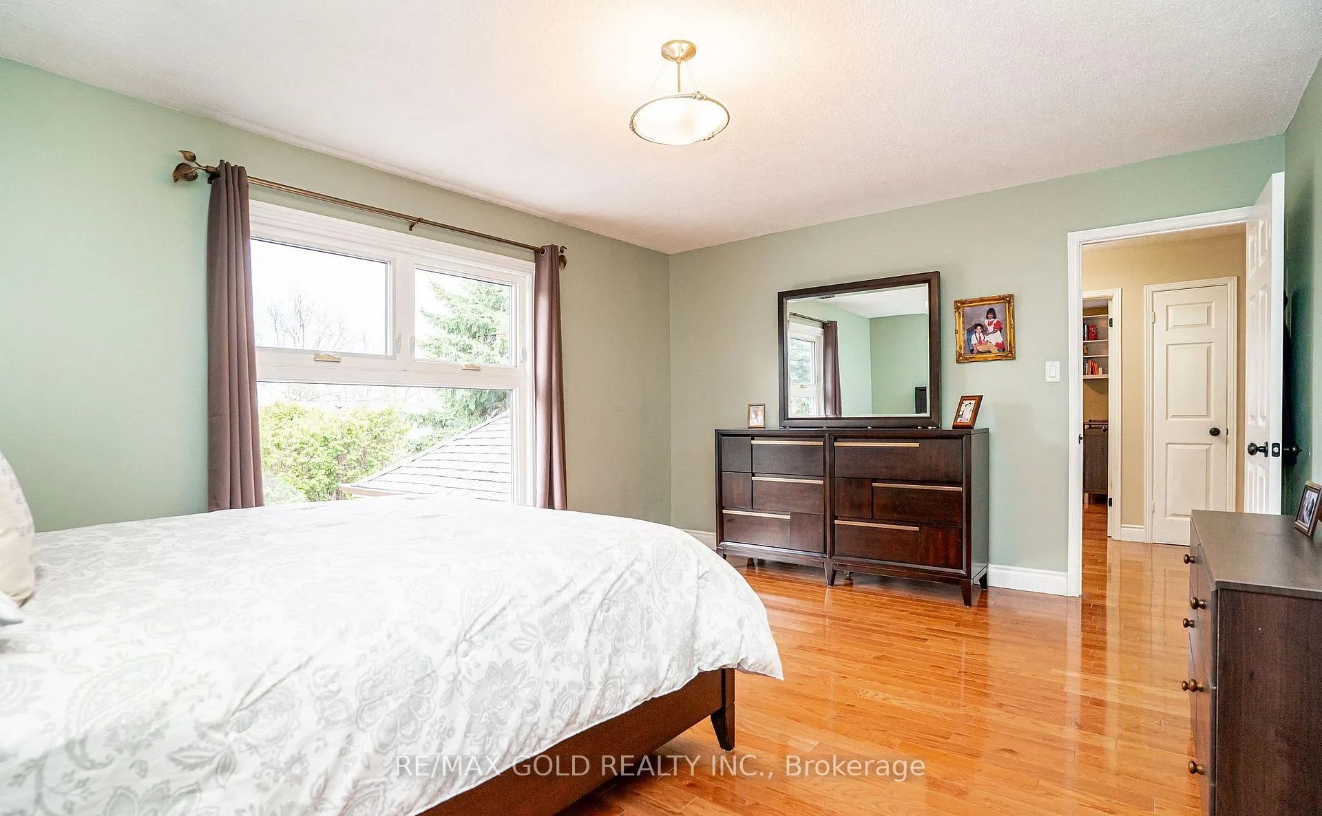 Photo 21 of 8 Oldham Crescent, Brampton, Snelgrove — HOMEH