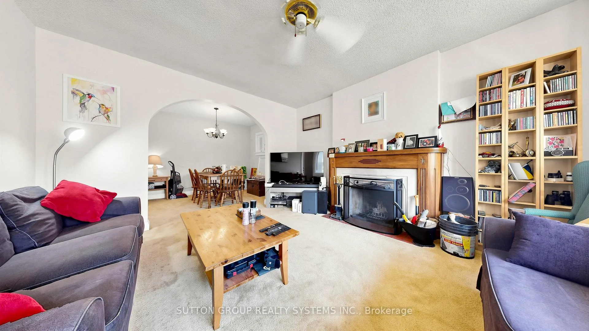 Photo 4 of 14 Elsfield Road, Etobicoke, Stonegate-Queensway — HOMEH