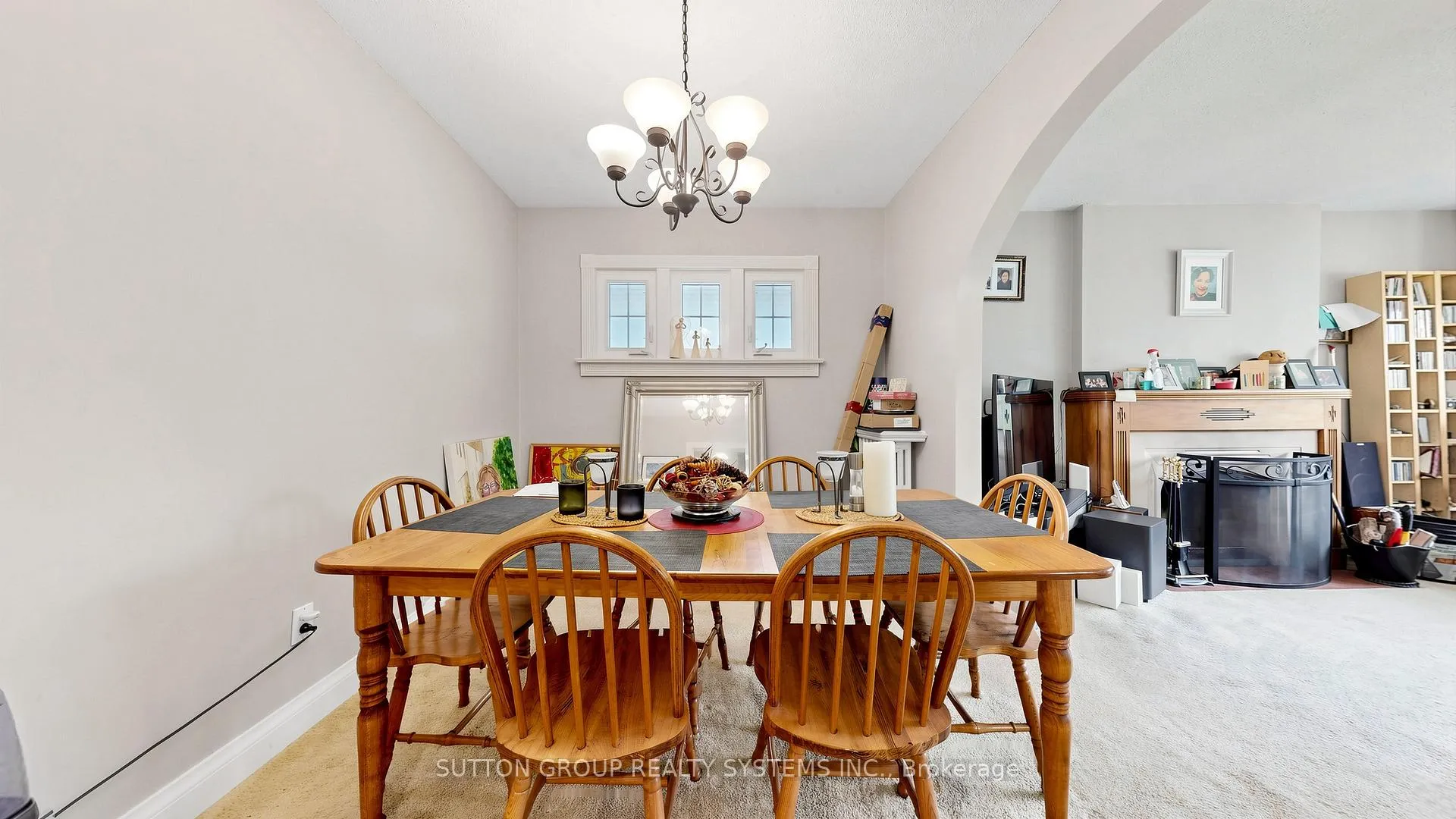 Photo 6 of 14 Elsfield Road, Etobicoke, Stonegate-Queensway — HOMEH