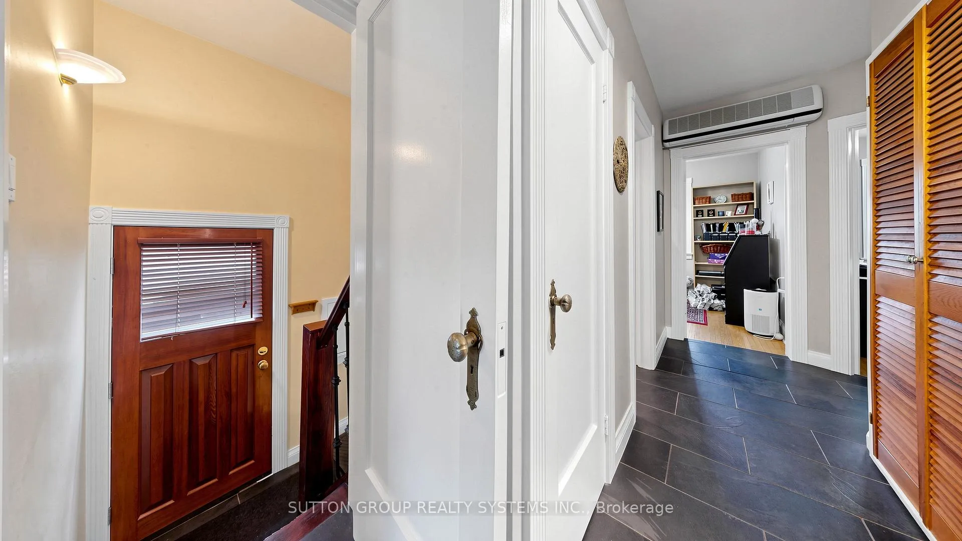 Photo 19 of 14 Elsfield Road, Etobicoke, Stonegate-Queensway — HOMEH