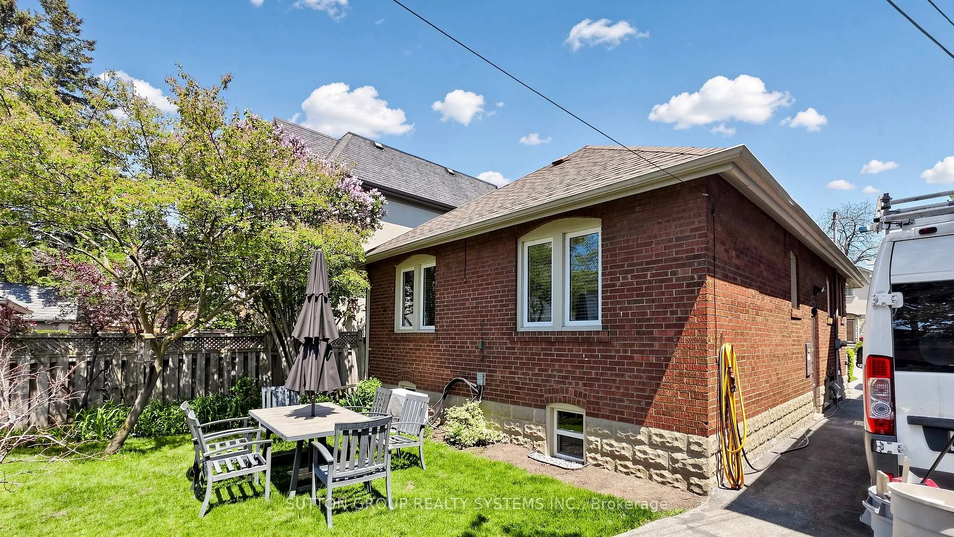 Photo 31 of 14 Elsfield Road, Etobicoke, Stonegate-Queensway — HOMEH