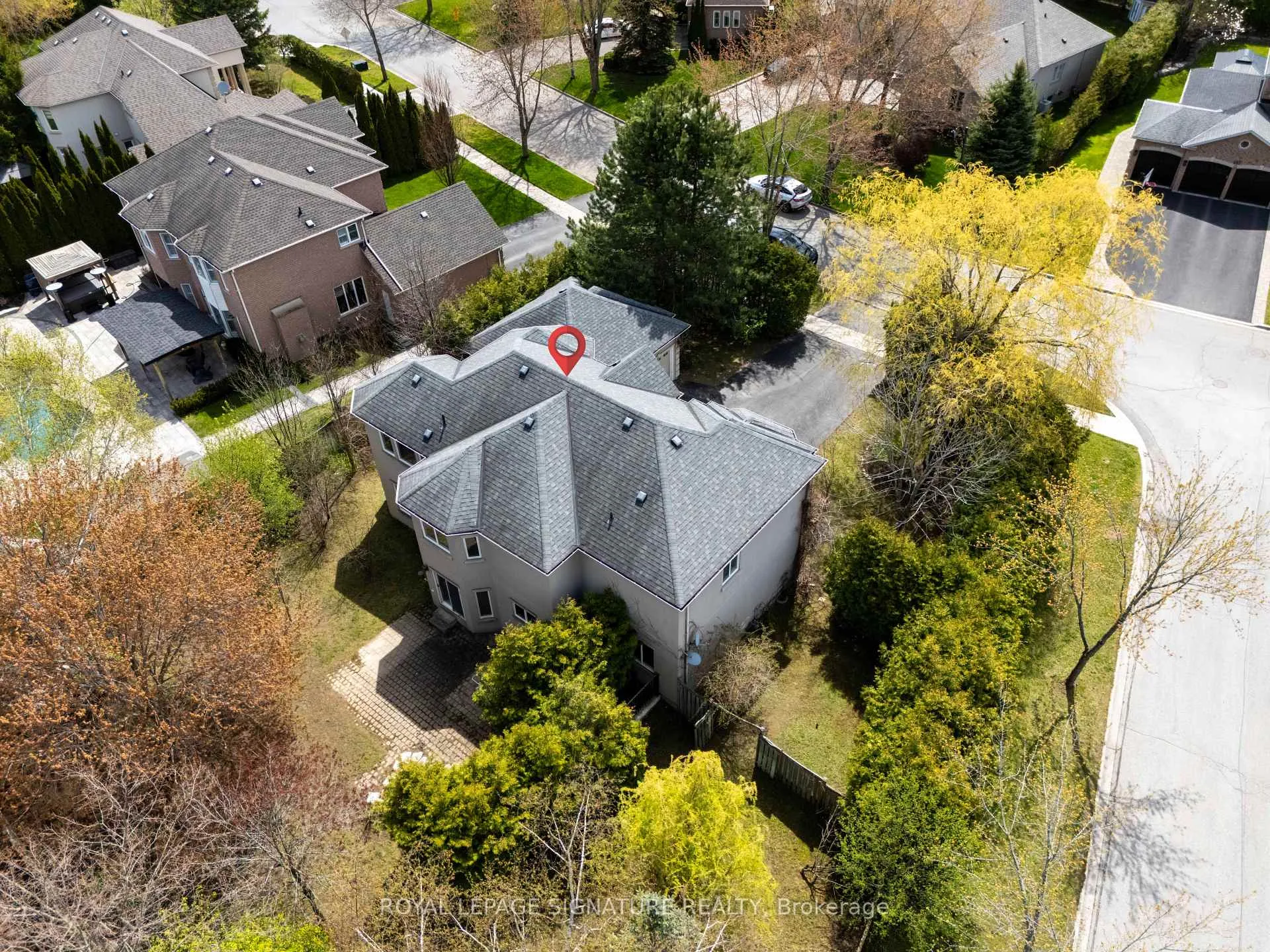 Photo 27 of 250 Laurentian Boulevard, Vaughan, Rural Vaughan — HOMEH