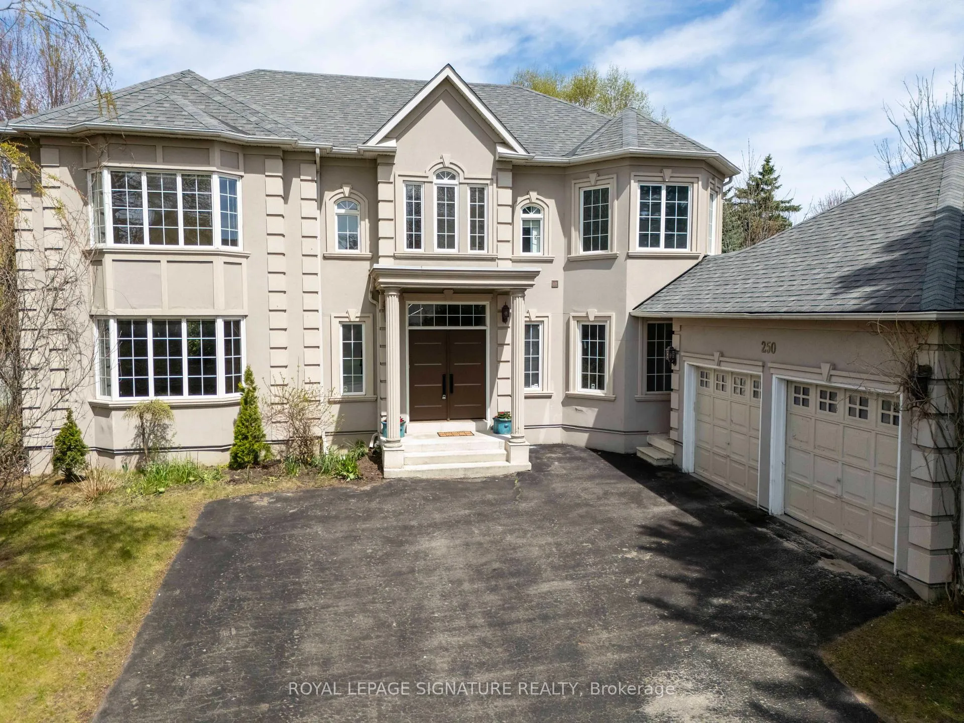 Photo 29 of 250 Laurentian Boulevard, Vaughan, Rural Vaughan — HOMEH