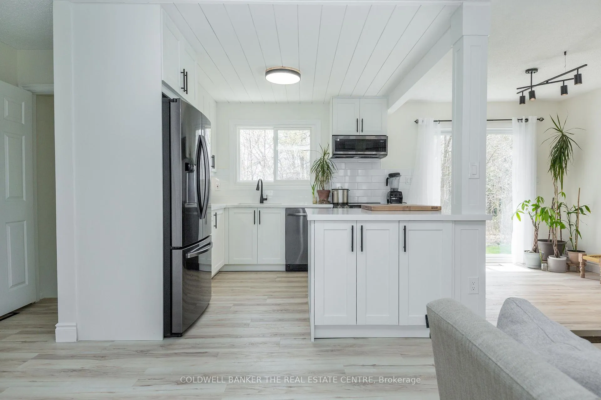 Photo 3 of 461 Alberta Street, Tay, Port McNicoll — HOMEH