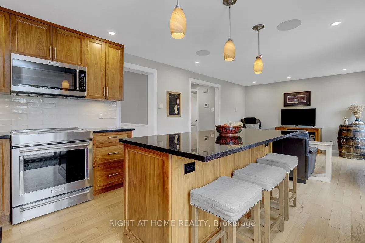 Photo 10 of 1899 Rosewind Court, Ottawa, Chapel Hill — HOMEH