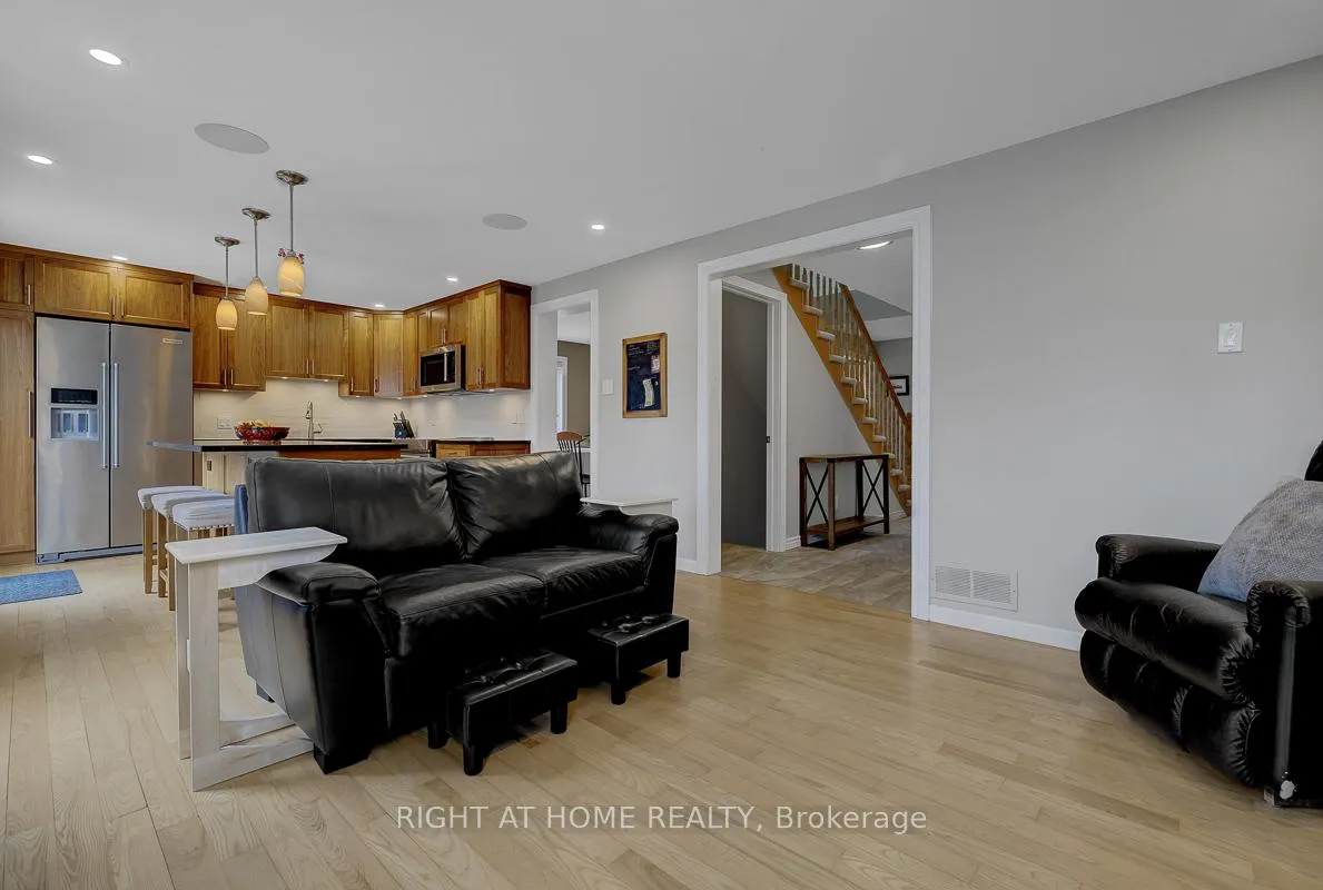 Photo 16 of 1899 Rosewind Court, Ottawa, Chapel Hill — HOMEH