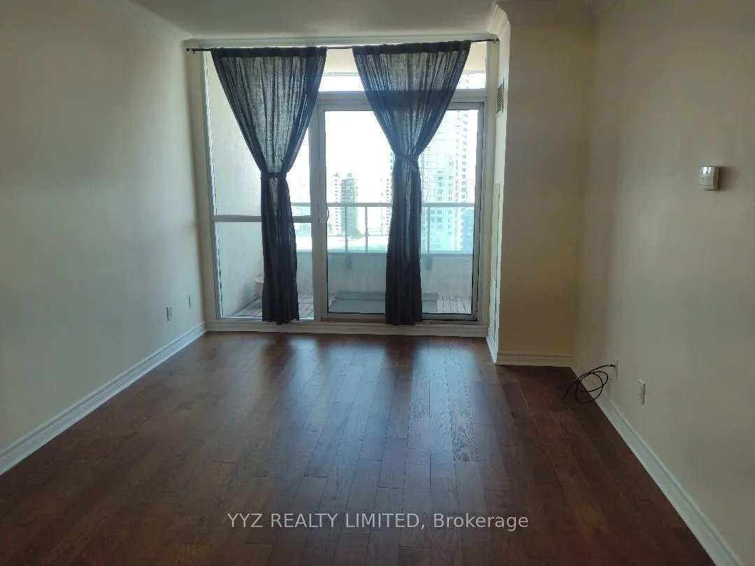 Photo 5 of Unit 1702, 88 Promenade Circle, Vaughan, Brownridge — HOMEH