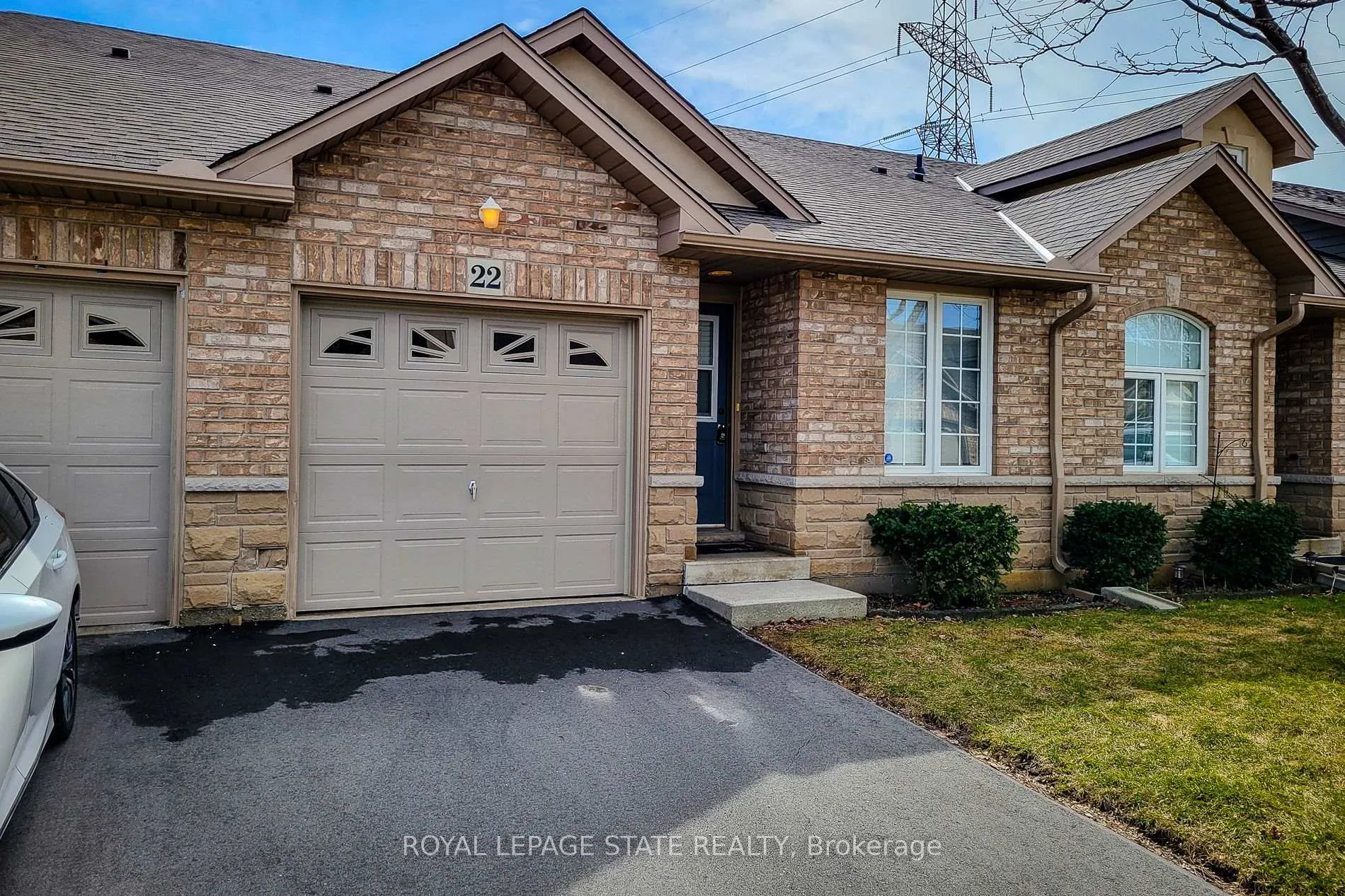 Photo 3 of Unit 22, 751 Rymal Road W, Hamilton, Carpenter — HOMEH