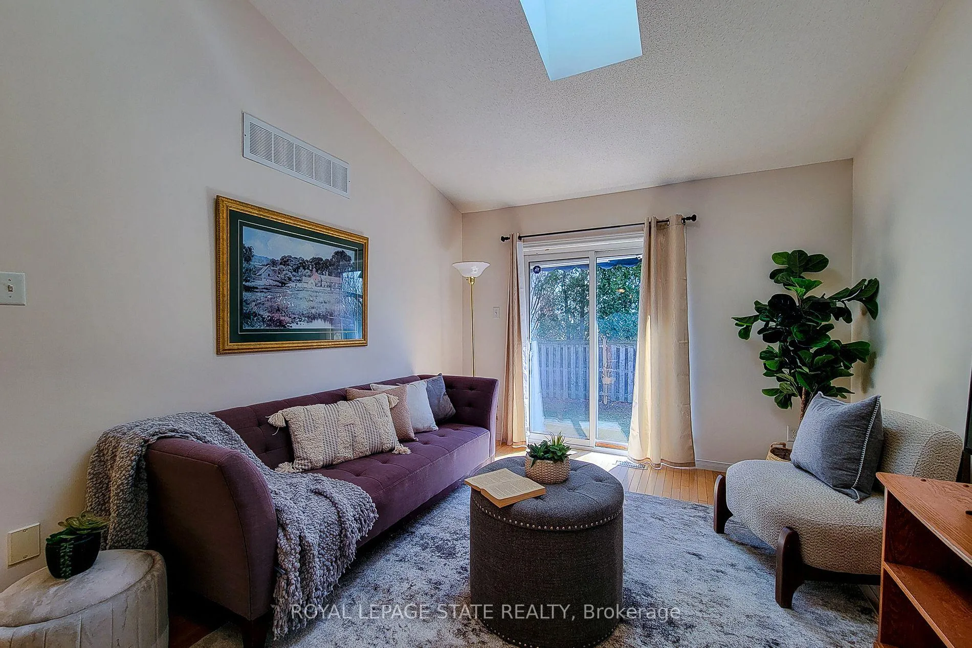 Photo 9 of Unit 22, 751 Rymal Road W, Hamilton, Carpenter — HOMEH