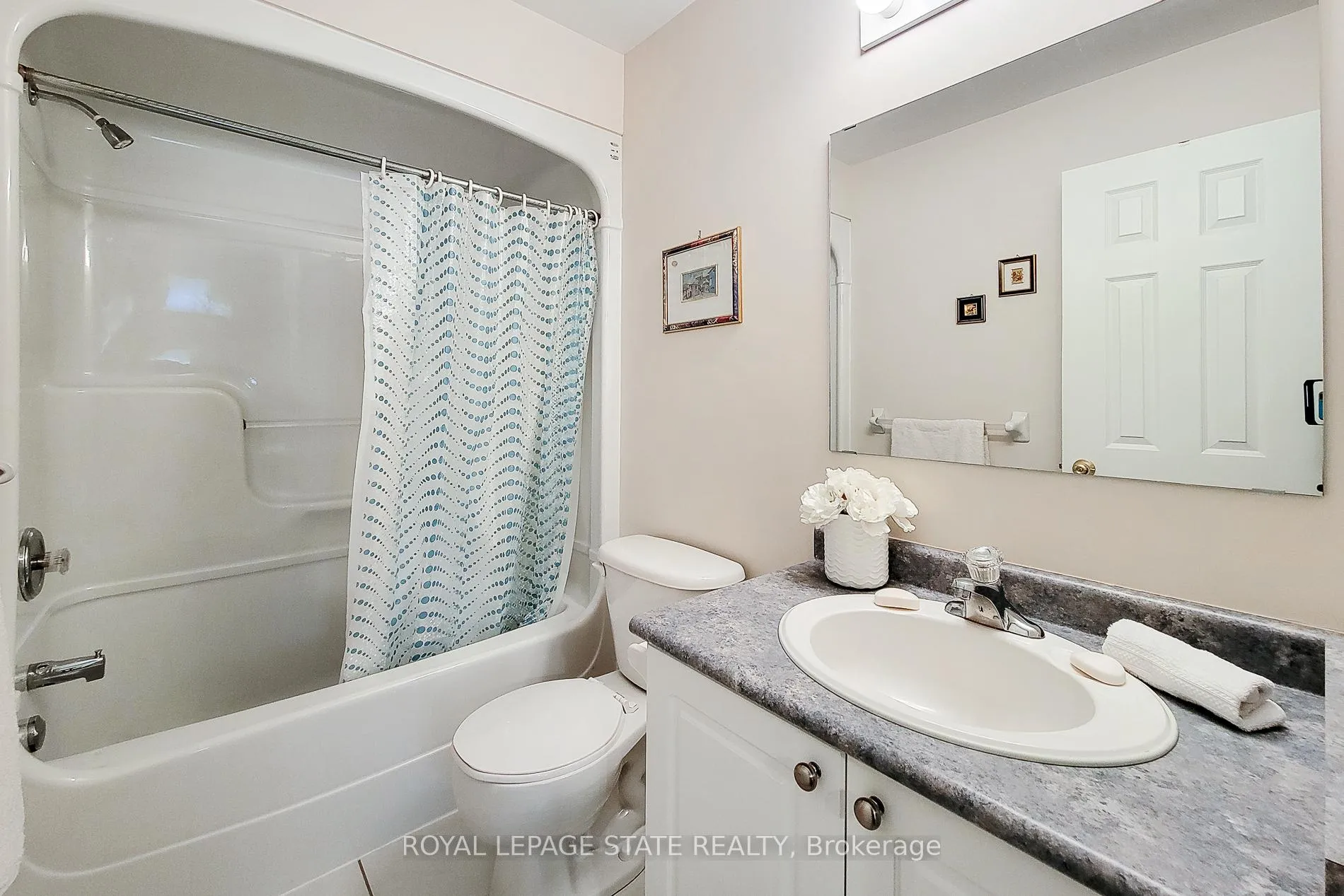 Photo 22 of Unit 22, 751 Rymal Road W, Hamilton, Carpenter — HOMEH