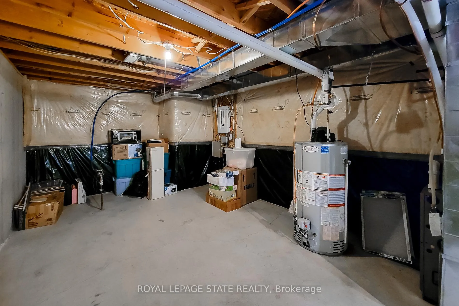 Photo 34 of Unit 22, 751 Rymal Road W, Hamilton, Carpenter — HOMEH