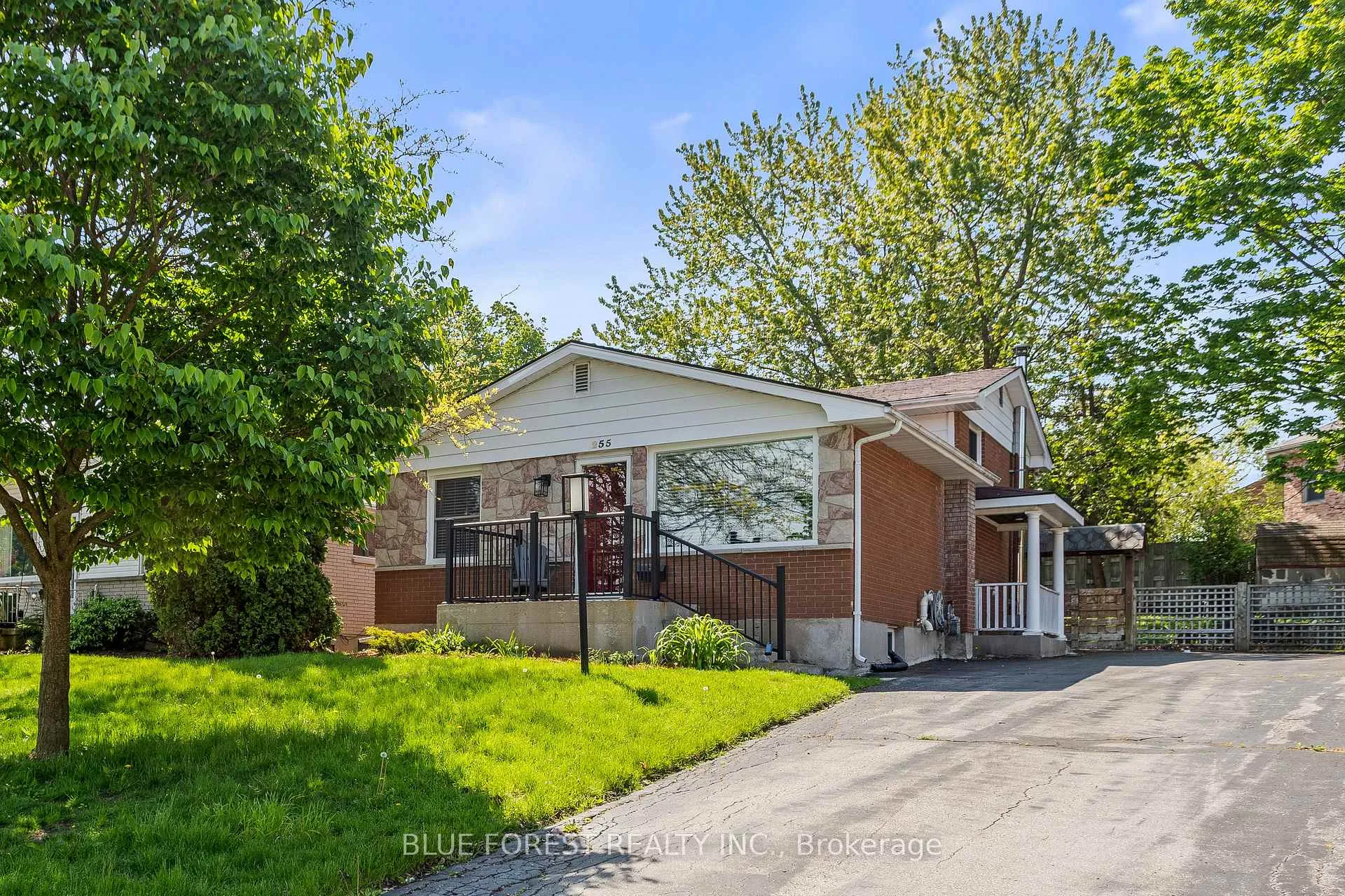 Photo 1 of 255 Delta Place, London, South D — HOMEH