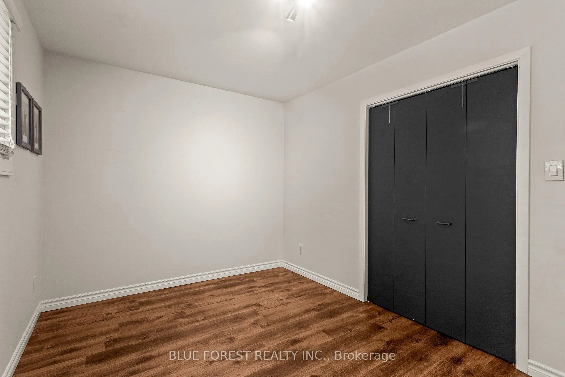 Photo 21 of 255 Delta Place, London, South D — HOMEH