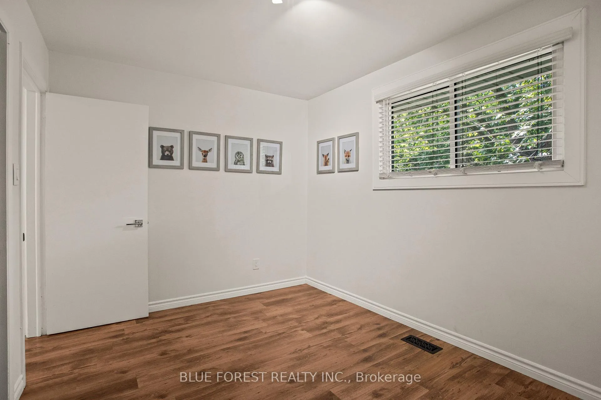 Photo 22 of 255 Delta Place, London, South D — HOMEH