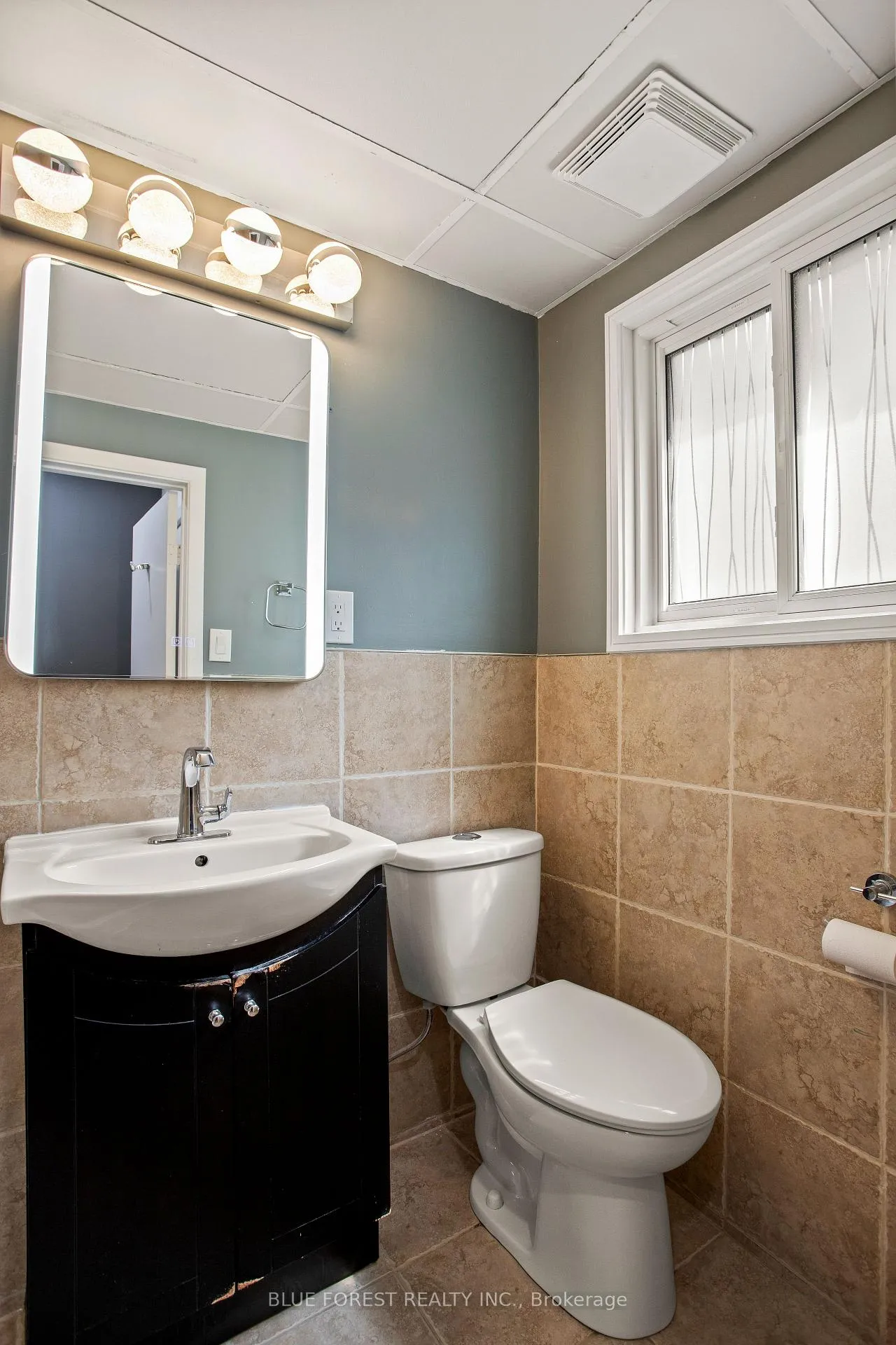 Photo 30 of 255 Delta Place, London, South D — HOMEH