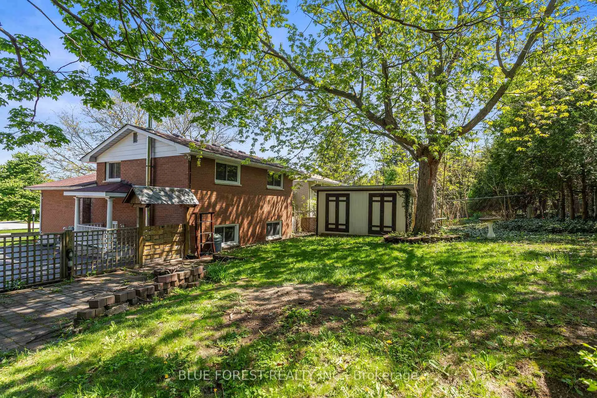 Photo 36 of 255 Delta Place, London, South D — HOMEH
