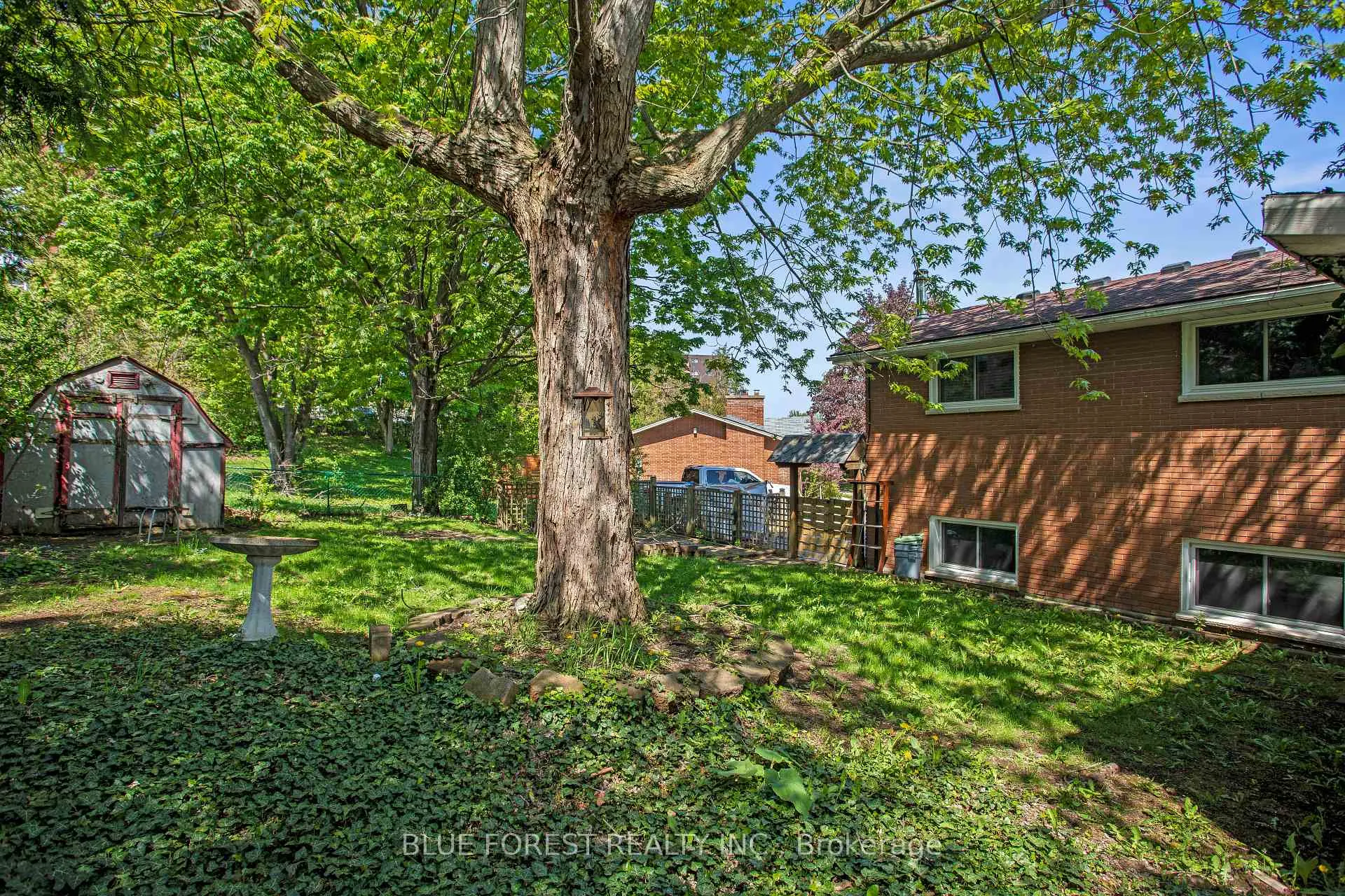 Photo 38 of 255 Delta Place, London, South D — HOMEH