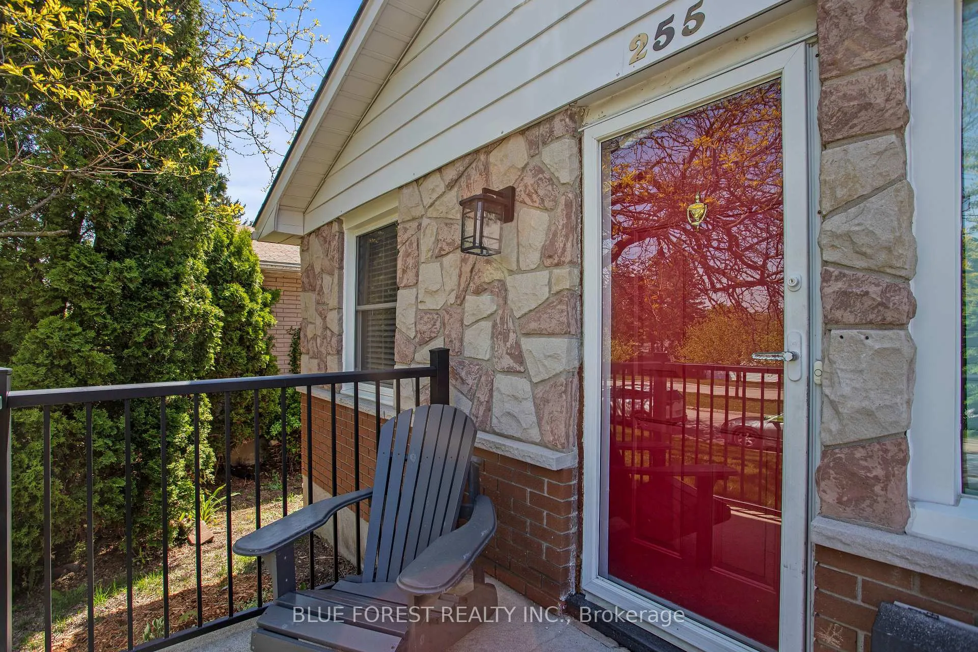 Photo 40 of 255 Delta Place, London, South D — HOMEH