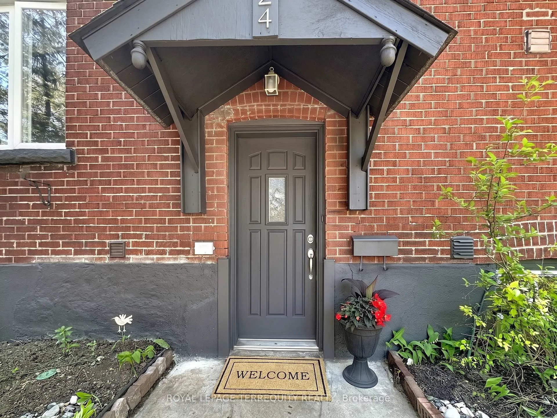 Photo 1 of 57 Queensdale Avenue, Toronto, Danforth Village-East York — HOMEH