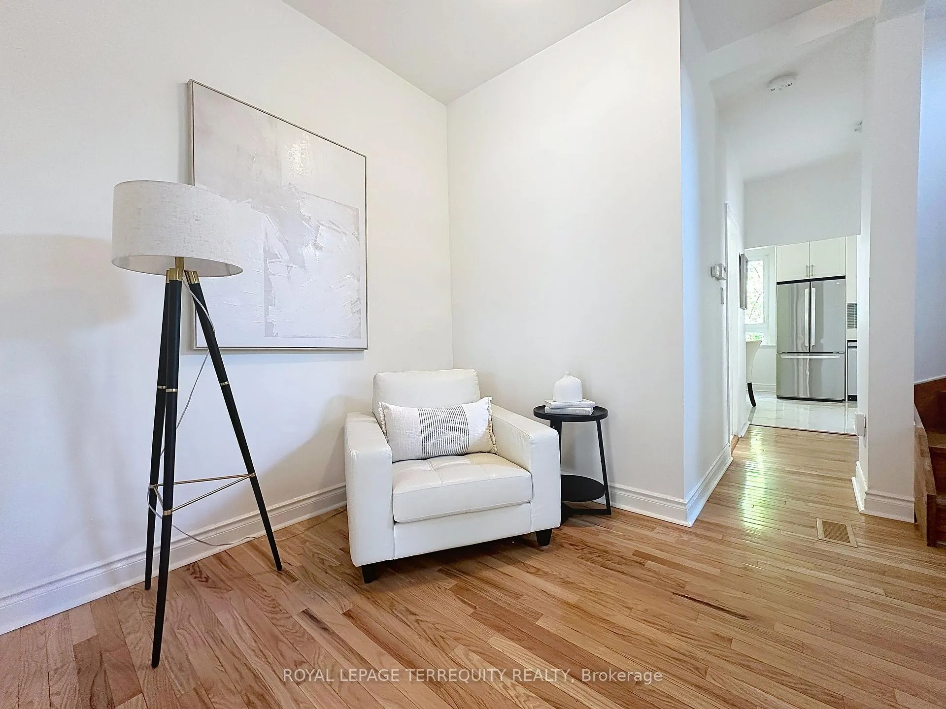 Photo 6 of 57 Queensdale Avenue, Toronto, Danforth Village-East York — HOMEH