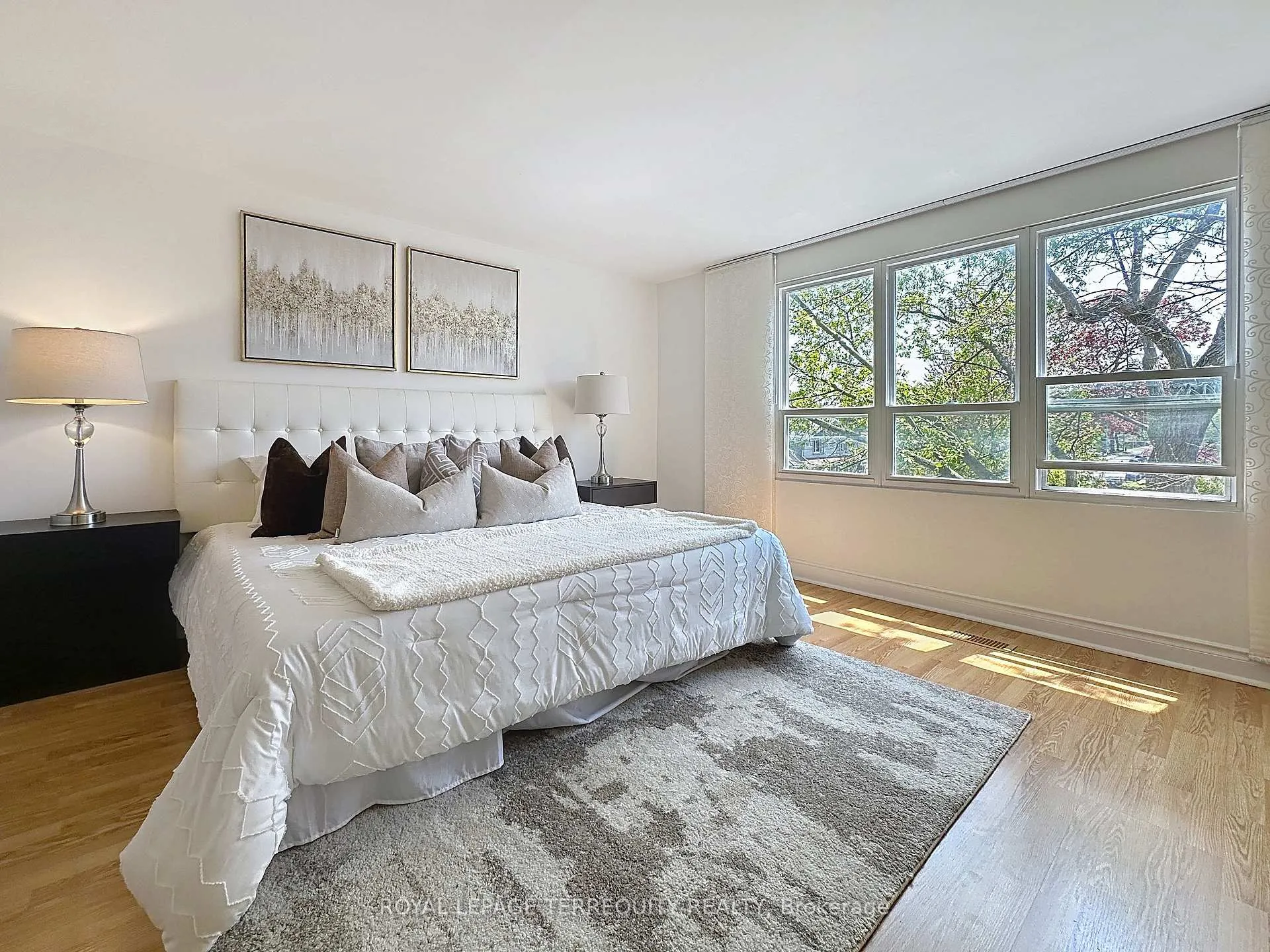 Photo 15 of 57 Queensdale Avenue, Toronto, Danforth Village-East York — HOMEH