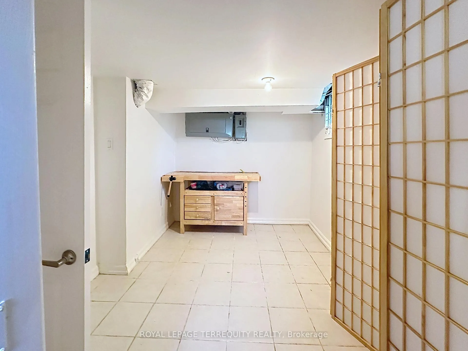 Photo 22 of 57 Queensdale Avenue, Toronto, Danforth Village-East York — HOMEH