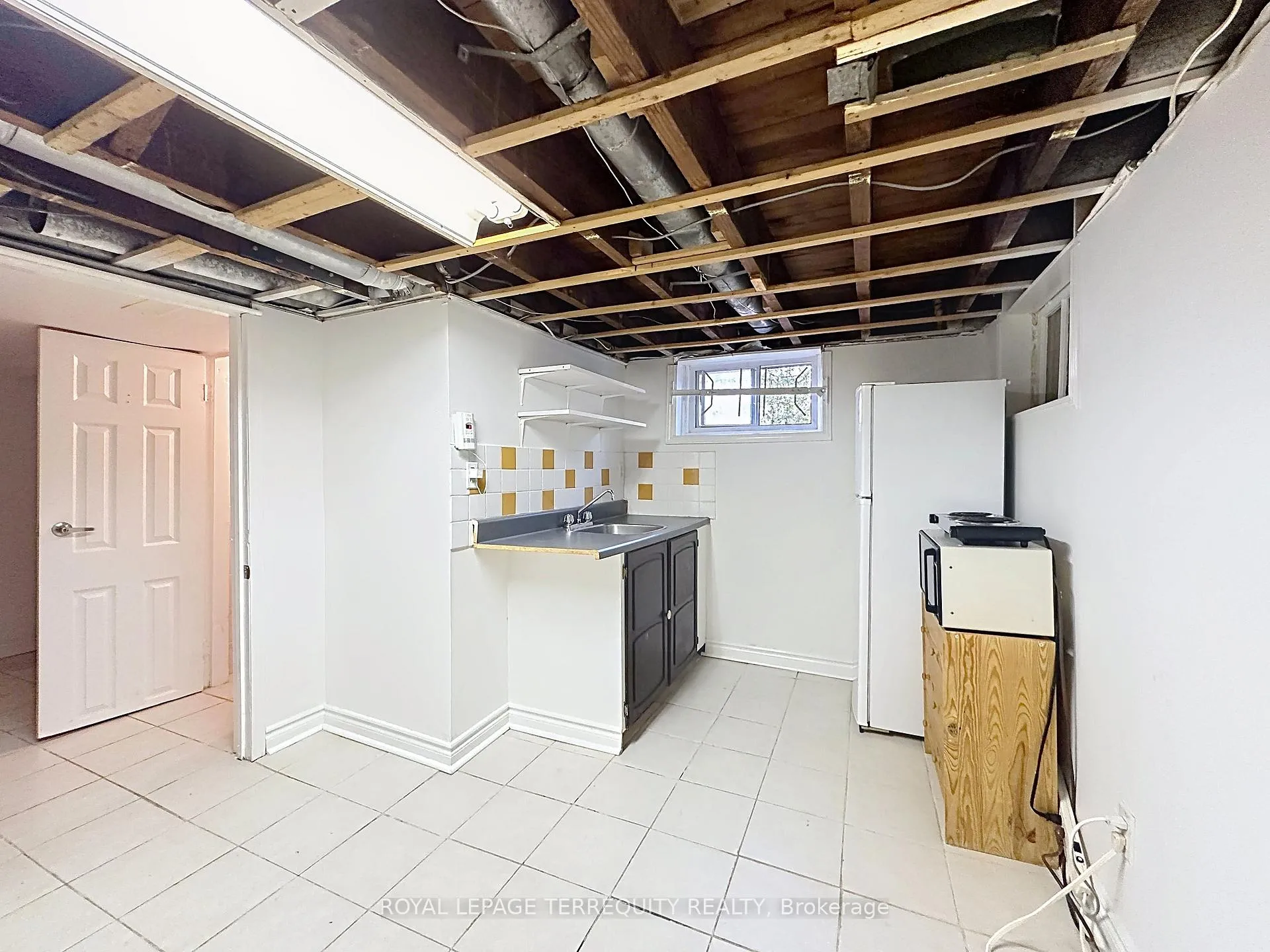 Photo 24 of 57 Queensdale Avenue, Toronto, Danforth Village-East York — HOMEH