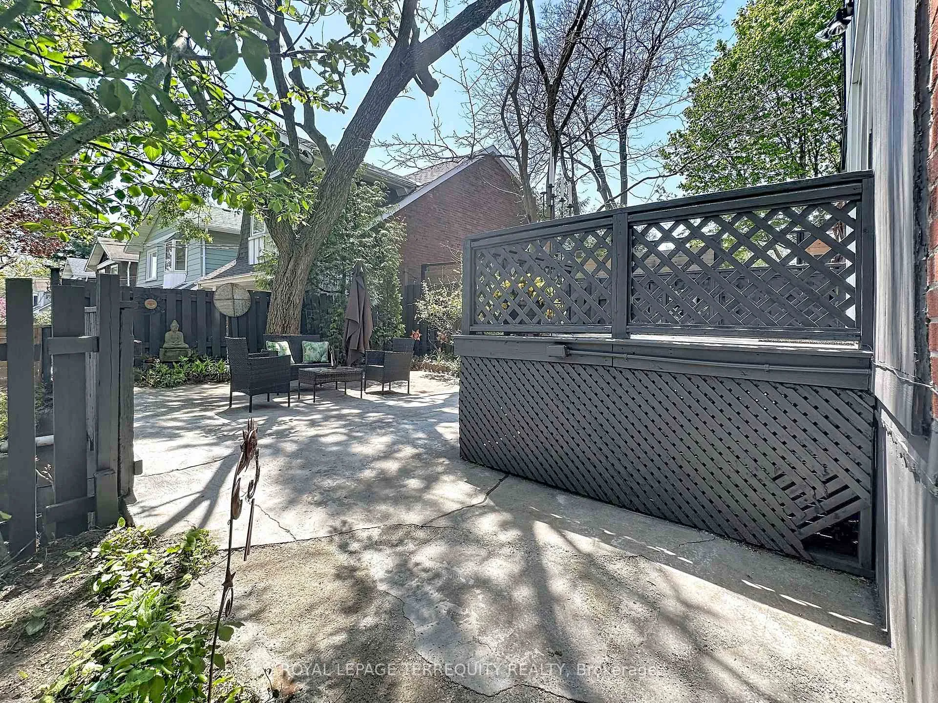 Photo 31 of 57 Queensdale Avenue, Toronto, Danforth Village-East York — HOMEH
