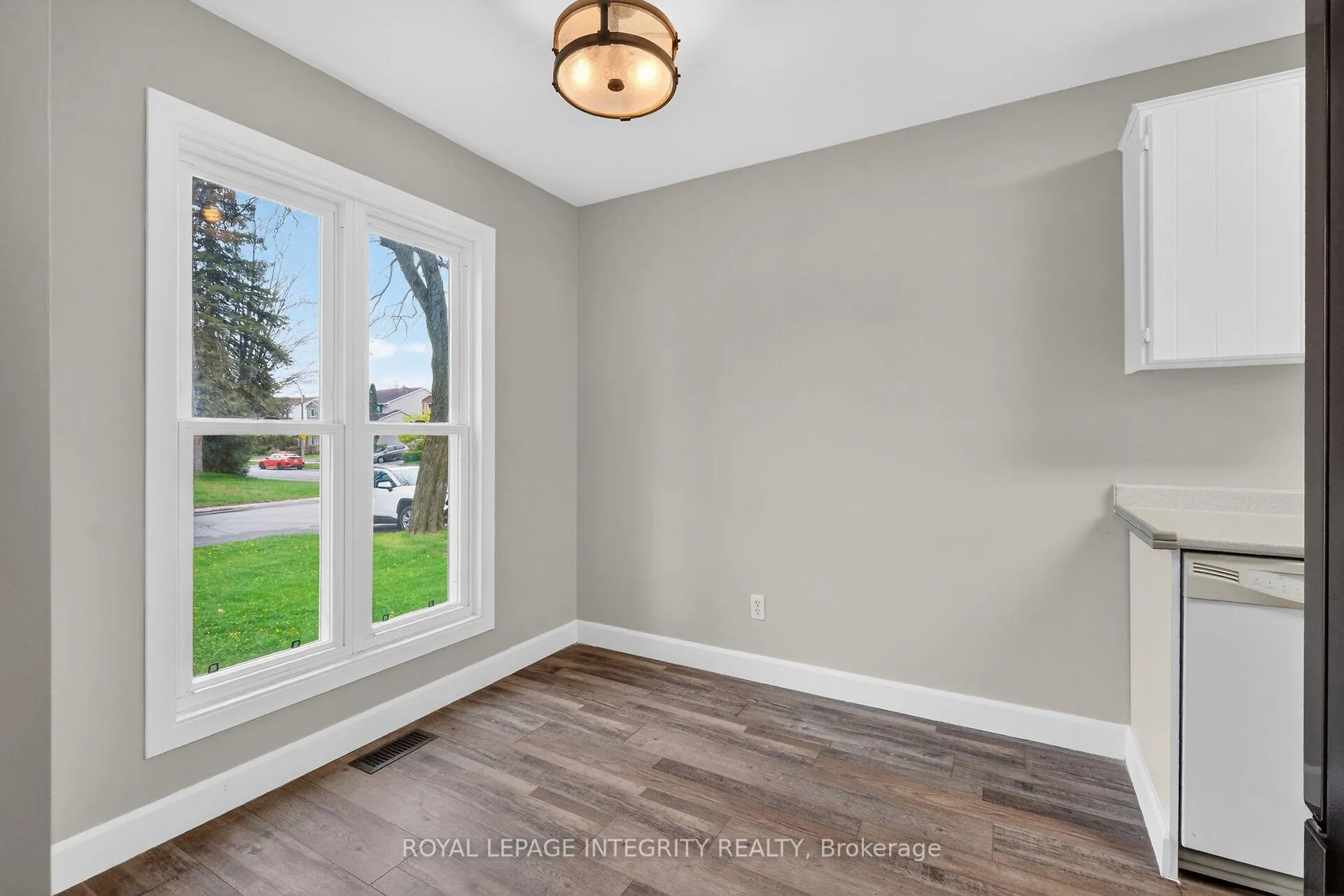 Photo 7 of 1167 Saint-Emmanuel Terrace, Ottawa, Convent Glen North — HOMEH