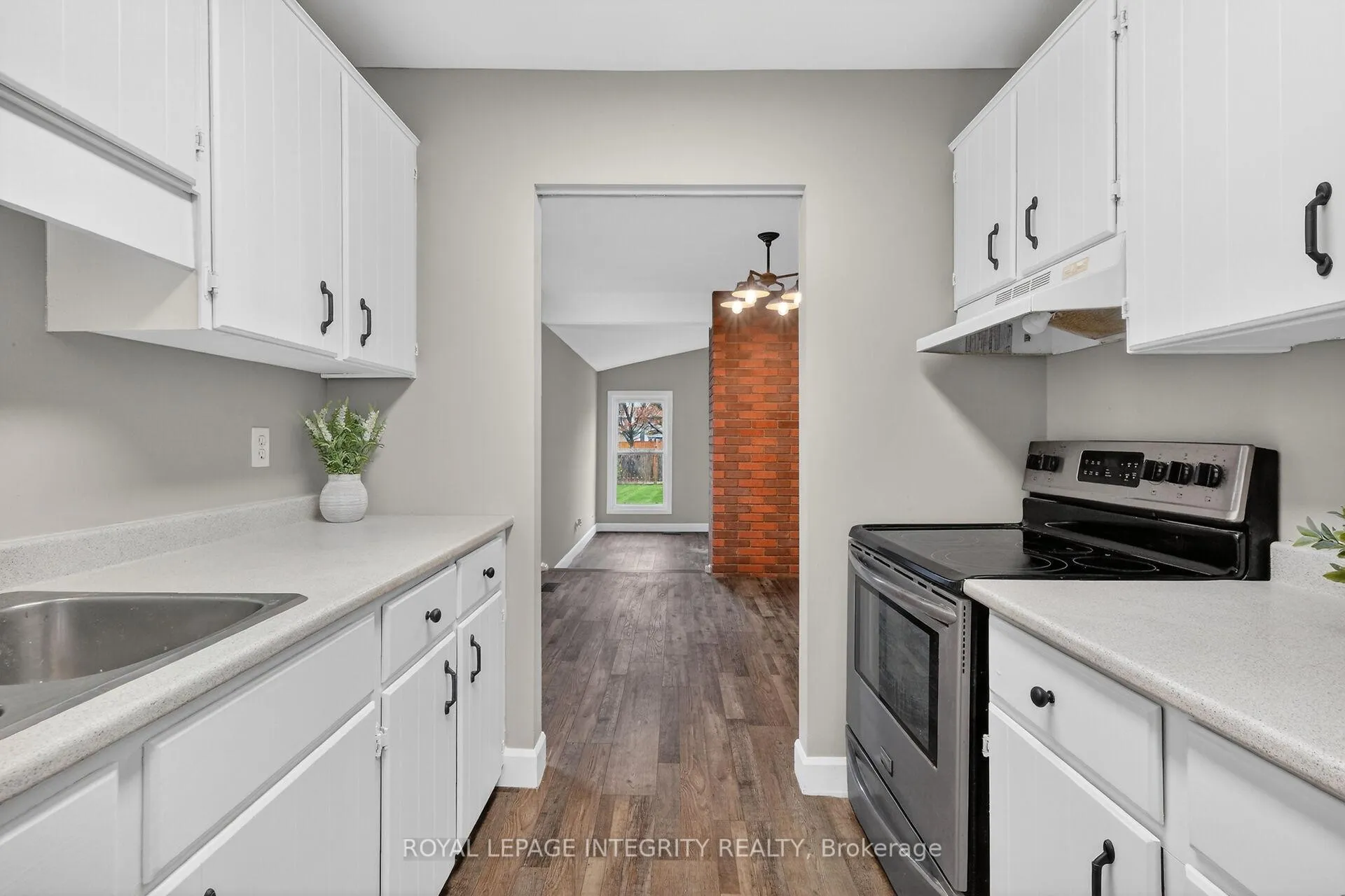 Photo 10 of 1167 Saint-Emmanuel Terrace, Ottawa, Convent Glen North — HOMEH