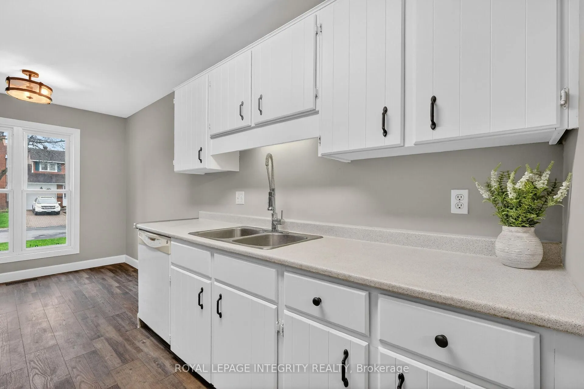 Photo 12 of 1167 Saint-Emmanuel Terrace, Ottawa, Convent Glen North — HOMEH